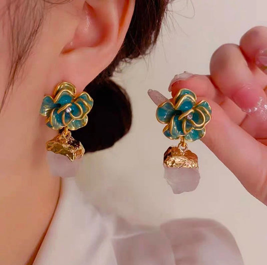 Medieval style high-end oil dripping rose gradient earrings literary retro versatile design earrings