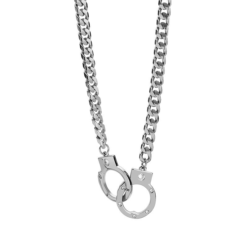 Handcuffs, necklaces, girlfriend's heart, collarbone chains, autumn and winter clothing accessories