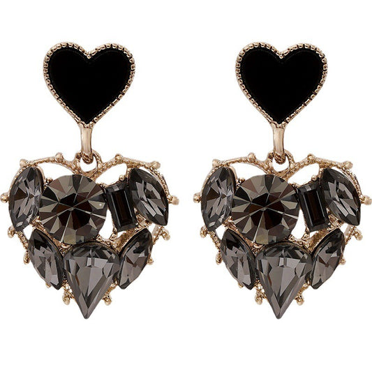 High grade black heart-shaped earrings for women with exquisite, sweet, fashionable temperament earrings