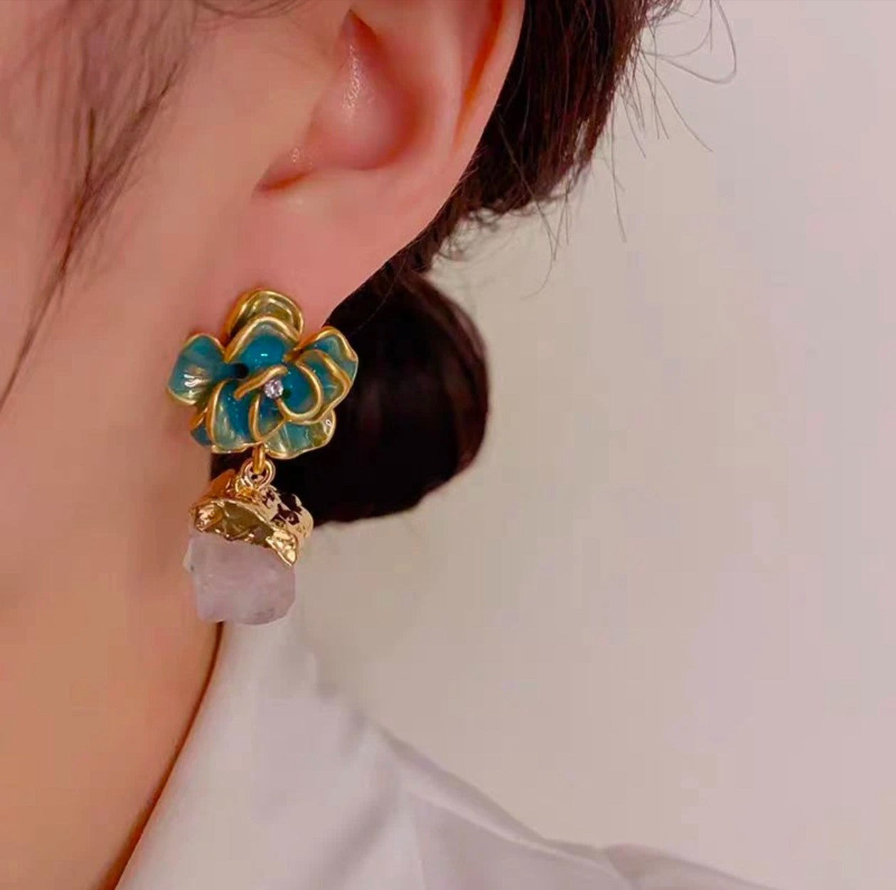 Medieval style high-end oil dripping rose gradient earrings literary retro versatile design earrings