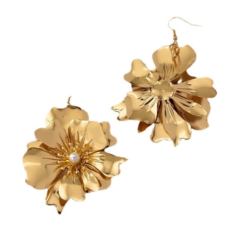 European and American light luxury high-end French retro petal metal flower earrings temperament light luxury earrings stud earr