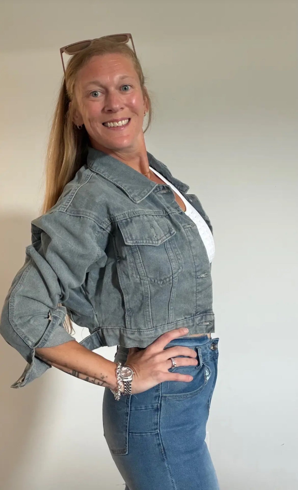Amy’s New washed short jacket long sleeved top