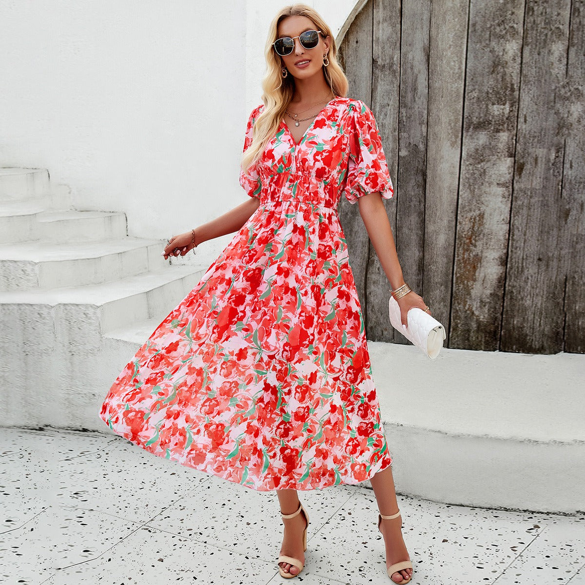 Spring/summer holiday casual print V-neck dress with waist tucked in