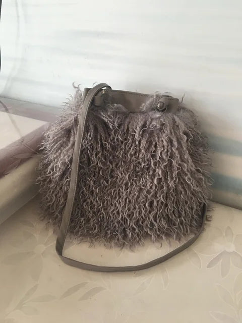 Long Fur Wool Bucket Bag Women  Luxury Mongolian Sheep Fur Bag Beach Faux Wool Fur One Shoulder Sling Handbag